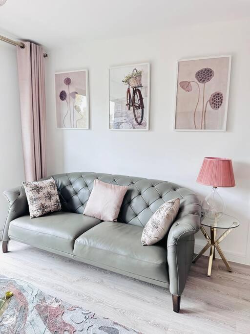 Central Derby Urban 2 Bedroom Flat - An Oasis Of Elegance! Free Parking And Wifi Suitable For Families And Professionals Екстер'єр фото
